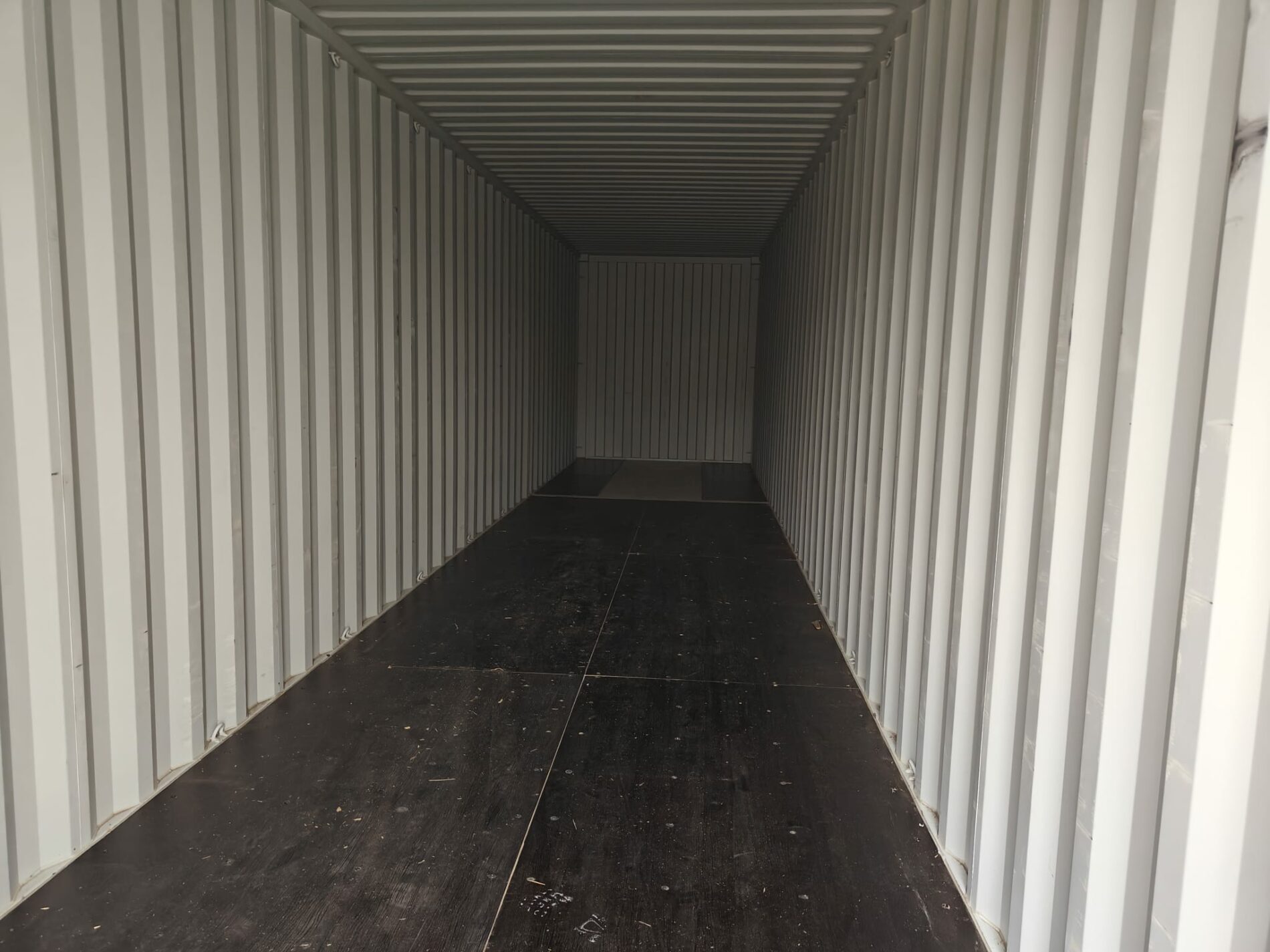 40HC Storage container MIIU5723227- RIGA (Dealer only) - Image 5