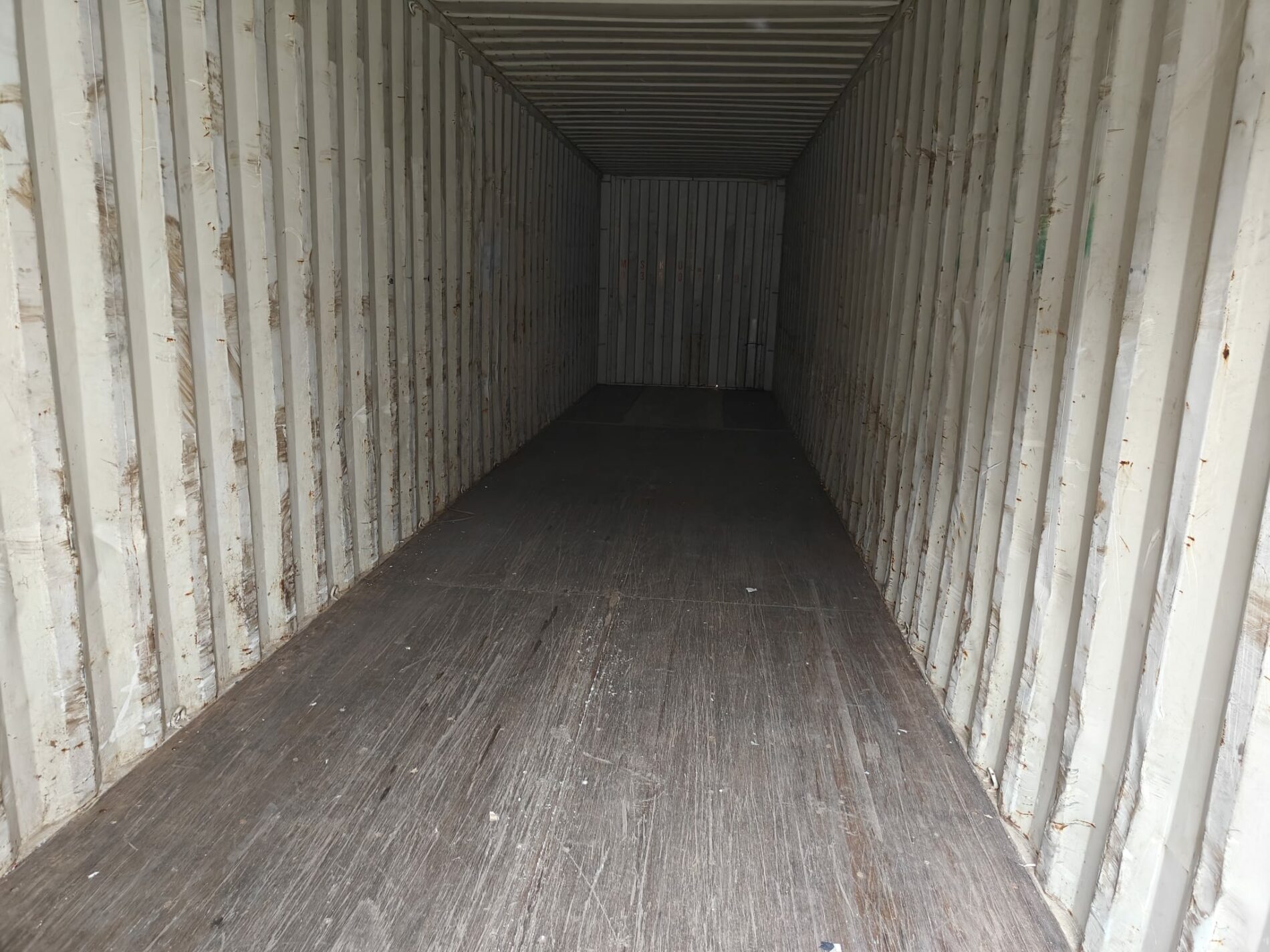 40HC Shipping container MIIU9350271- RIGA (Dealer only) Damaged - Image 6