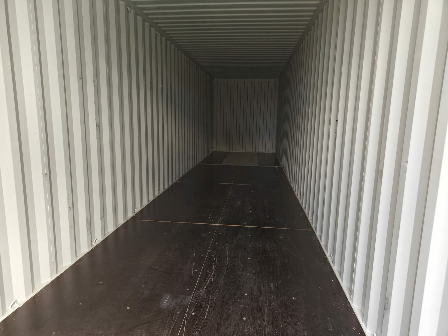 40HC Storage container MIIU5722935- RIGA (Dealer only) - Image 5
